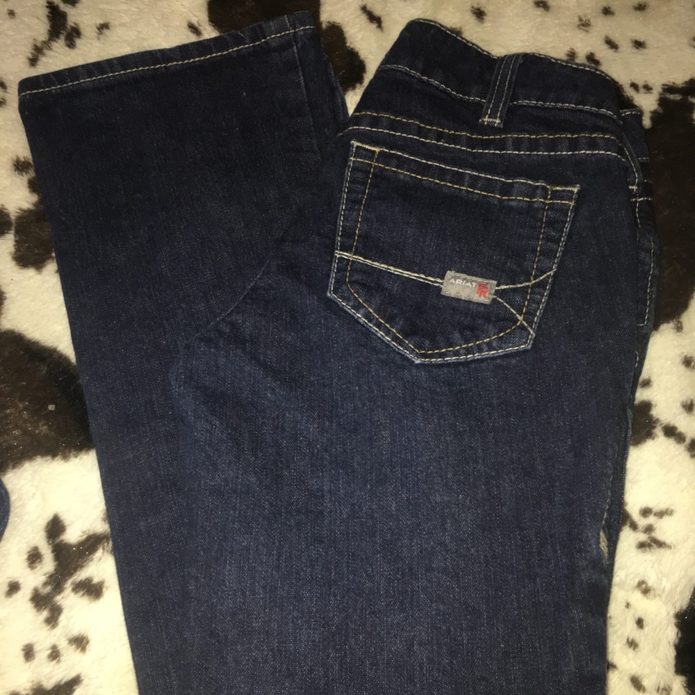 Ariat FR size 27 2 pairs